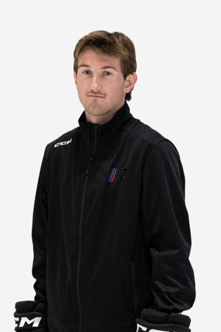 Connor Hughes Assistant Coach U17 RINK Hockey Academy Kelowna
